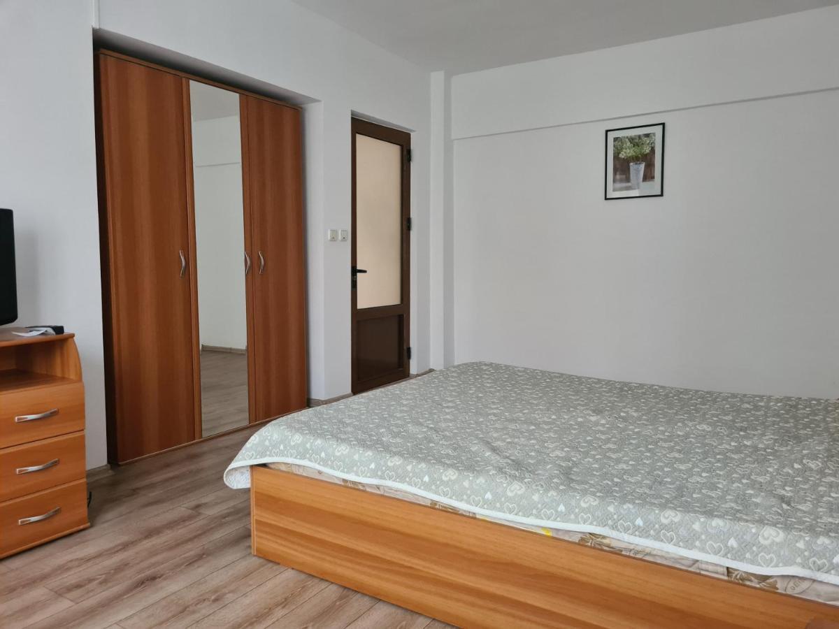 Apartament Anna Targoviste Extérieur photo